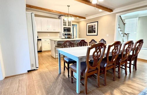 Jackson Cottage | High Falls Lake Retreat 4-bedroom cottage with WiFi and AC in fabulous Jackson