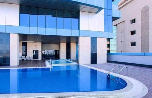 Manama Apartment | High Floor 31 with Skyline View