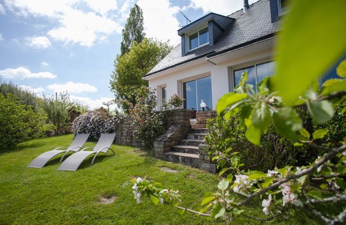 La Foret-Fouesnant House | High-quality, tastefully decorated house by the sea. 4* label in 2024! Sleeps 4