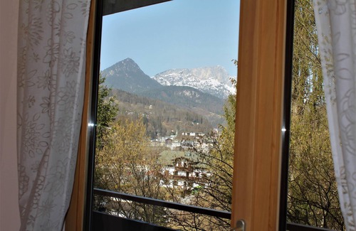 Mitterbach Apartment | High-quality furnished Jennerblick vacation apartment in a quiet and central location