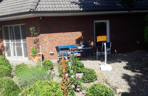 Ochtmissen Apartment | High-quality-modern, approx 65sqm, gr. Garden, exclusive equipment, wirkl. gr. bathroom