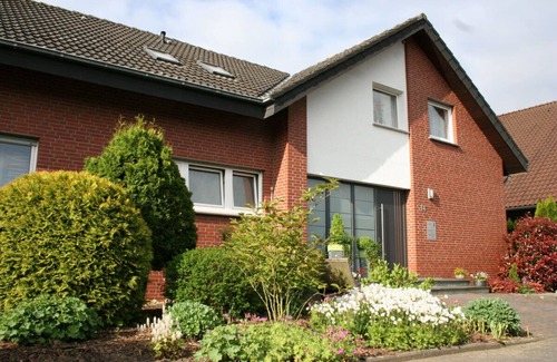 Bad Sassendorf Apartment | High-quality renovated apartment Zirbentraum furnished in a modern style