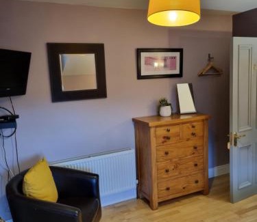 Collinstown Bed & Breakfast | Highfield house bed and breakfast COLLINSTOWN