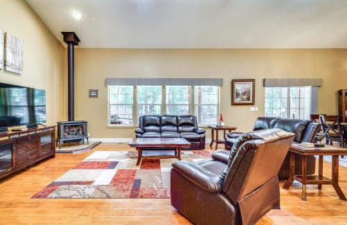 Graeagle House | Hike and Explore Graeagle Getaway with Furnished Deck