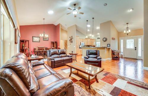 Graeagle House | Hike and Explore Graeagle Getaway with Furnished Deck