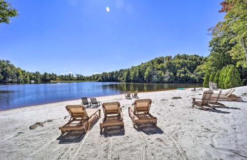 Newland House | Hike, Swim, Ski and More Pet-Friendly Newland Home!
