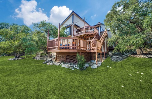 Cross Mountain House | Hill country Hidden Haven