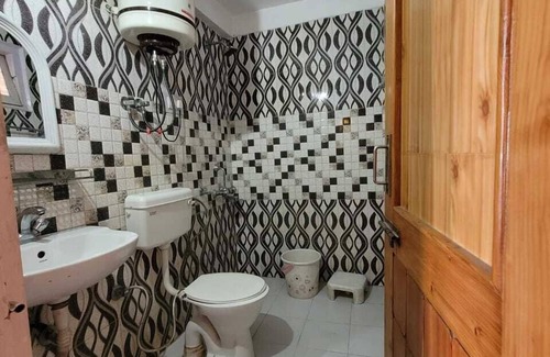 New Manali House | Hills Homestay and Devallya