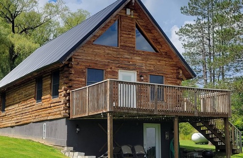 Town of Otto Ski Chalet | Hilltop Chalet with an Unforgettable Valley View. 13 minutes from Ellicottville!