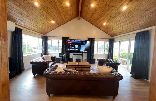 Ardmore Villa | Hilltop Farm house Party house