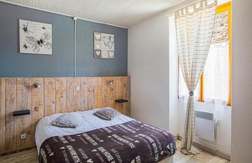 Meyrals House | Hilltop Haven in Meyrals