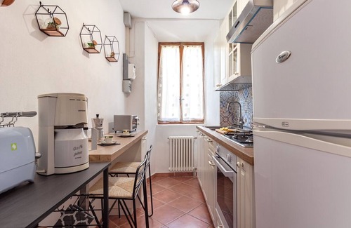 Campagnano di Roma Apartment | Hilltop Terrace House - Panoramic Maggiore Lake Views & Stunning Sunsets