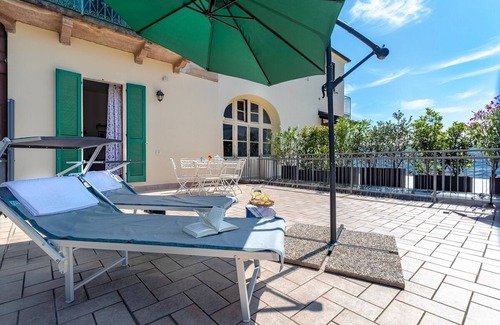 Campagnano di Roma Apartment | Hilltop Terrace House - Panoramic Maggiore Lake Views & Stunning Sunsets