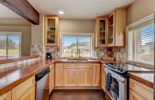 Granite Shoals House | Hillview Estate