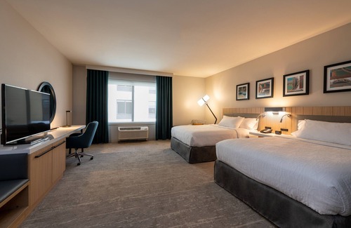 Readville Hotel | Hilton Garden Inn Boston Canton