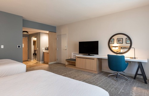 Readville Hotel | Hilton Garden Inn Boston Canton
