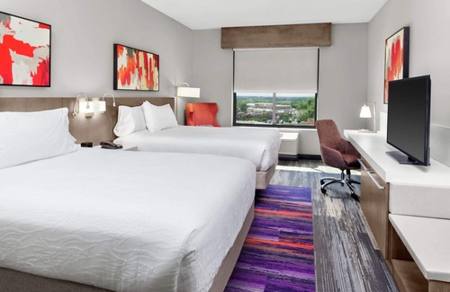 Charlotte Hotel | Hilton Garden Inn Charlotte Waverly, NC
