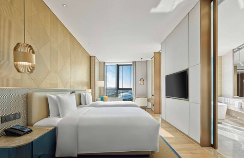 Hainan Resort | Hilton Hainan Ocean Flower Island