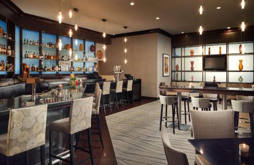 Rosemont Hotel | Hilton Rosemont Chicago O'Hare