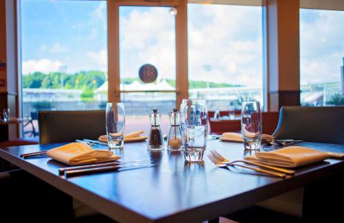 West End Resort | Hilton Southampton - Utilita Bowl