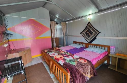 Kausani Hotel | Himvadi Resort