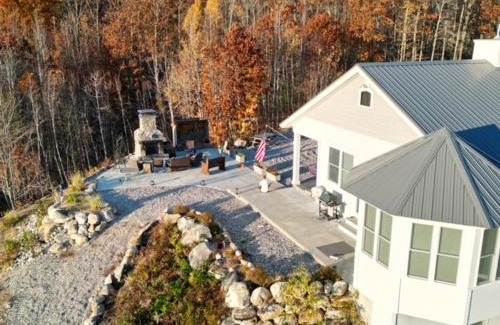 Hiram House | Hiram Mountain View Retreat