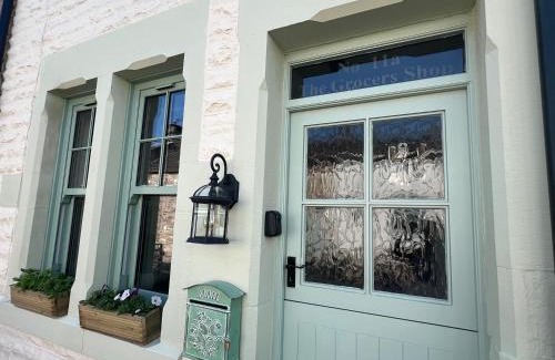 Heysham House | Historic 1600’s The Grocer’s Cottage