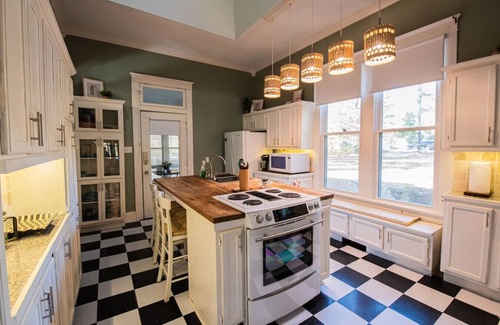 Ferndale House | Historic Beauty in WLR