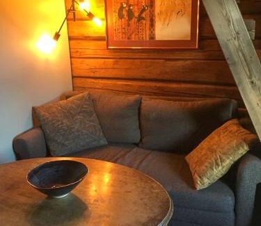 Enebakk House | Historic Cabin By The Ski Trail In Østmarka