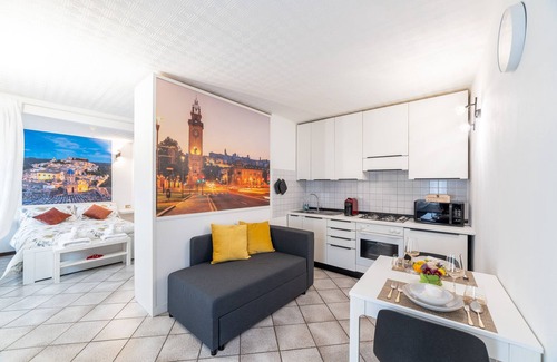 Borgo San Leonardo Apartment | Historic Centre · Leonardo House