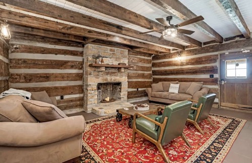 Arrington Cabin | Historic Creekside Cabin at Arrington Reserve
