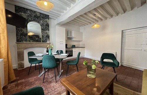 Moulins Apartment | Historic Duplex Apartment in the Heart of Moulins - Modern Comfort and Character