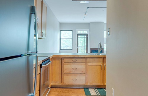 Historic Edgefield Condo | Historic Edgefield 2bd 2ba Loft