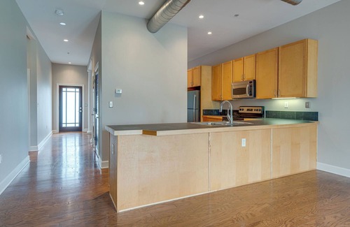 Historic Edgefield Condo | Historic Edgefield 2bd 2ba Loft