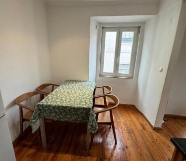 Encarnacao Apartment | historic hearth of Bairro Alto