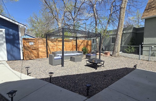 Colorado Springs House | Historic Home w/Pikes Peak Views
