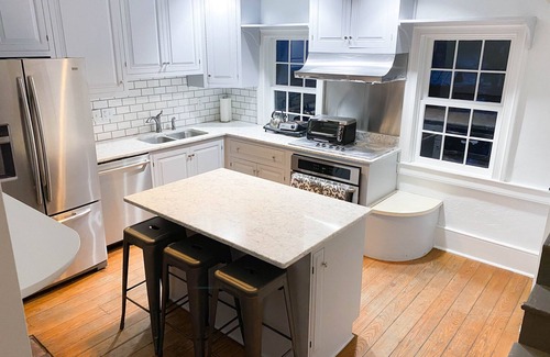 Centerville House | Historic Landmark Home