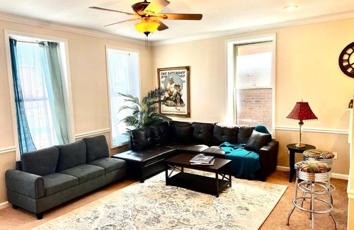 Concord Apartment | Historic Private Building w/Deck