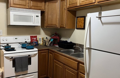 Big Spring Apartment | Historic Rock House Apartments- Corporate Residence in Big Spring, Texas
