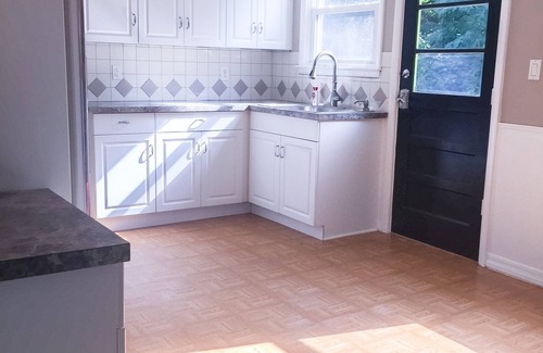 Streetsboro House | Historic Schoolhouse - Private Yet Central minutes from 480 and the Turnpike