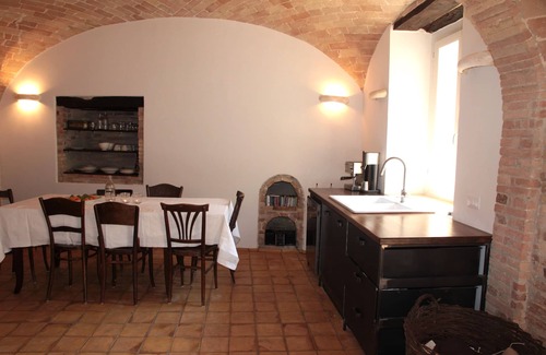 Penne Apartment | Historical centre of Penne, lively Abruzzo hill town near mountains and beaches