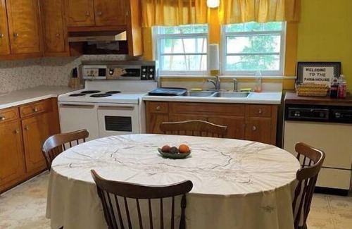 West Union Other | Historical farm house on beautiful pasture land