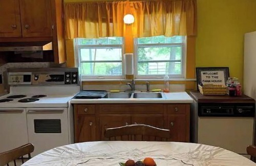 West Union Other | Historical farm house on beautiful pasture land