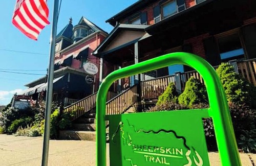 Uniontown Apartment | Historically Charming studio in the heart of Uniontown.