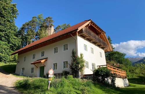 Dellach im Drautal House | Historisches Forsthaus Stein - Ruhe und Ausblick