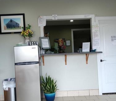 Coalgate Hotel | HiWay Inn Express