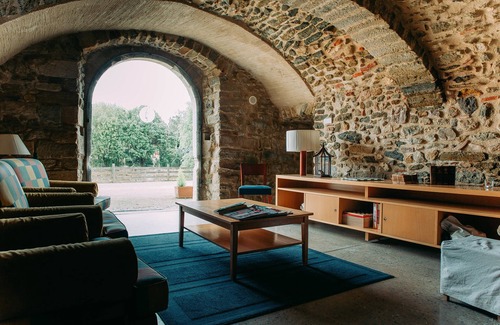 Monells Hotel | Hotel Arcs de Monells