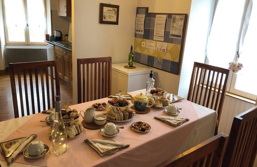 Saint-Barthelemy-de-Bussiere House | Holiday Gites in Dordogne - La Maison de Rebeyrat is a spacious comfortable gîte