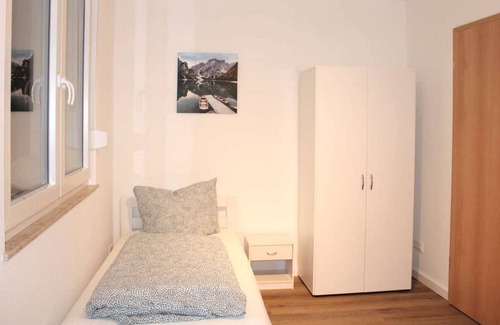 Neuengonna Apartment | HÖ01 large apartment with dryer and washing machine
