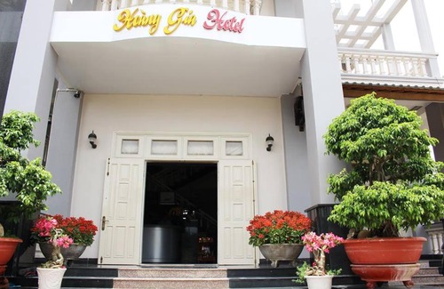 Ninh Hoa Hotel | Hoang Gia Doc Let